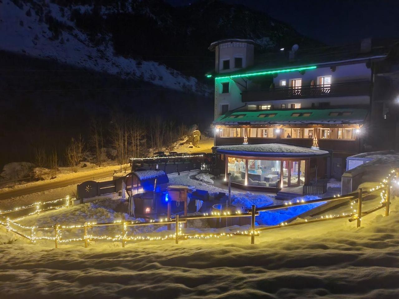 Alps Oriental Wellness Hotel Камподолчино Екстериор снимка